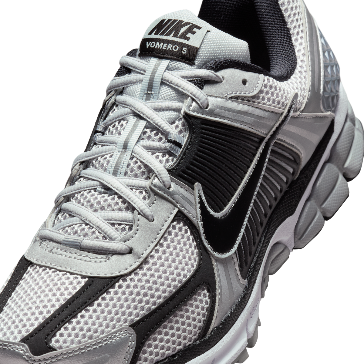 Nike Zoom Vomero 5 Metallic Silver Black