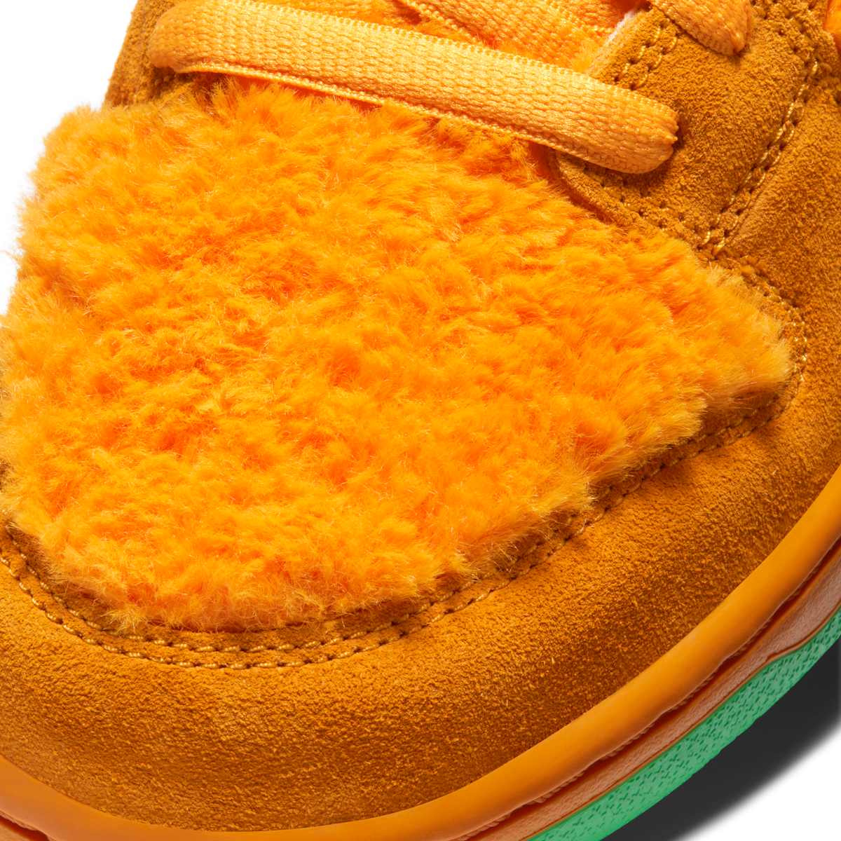 Nike SB Dunk Low Grateful Dead Bears Orange