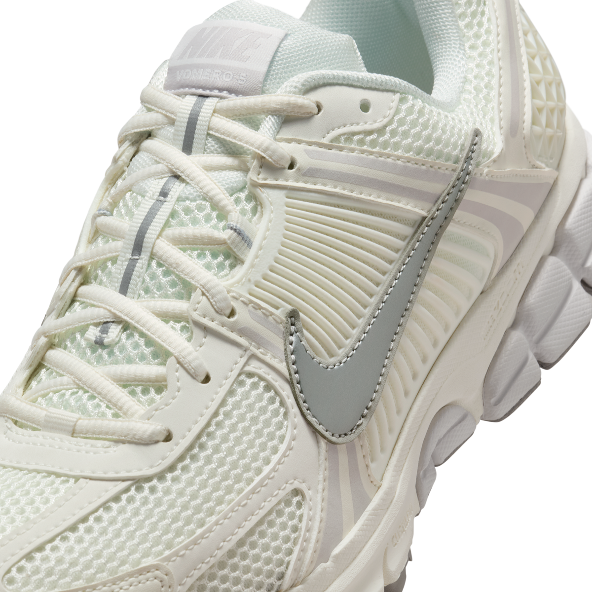 Nike Zoom Vomero 5 Sail Vast Grey Metallic Silver