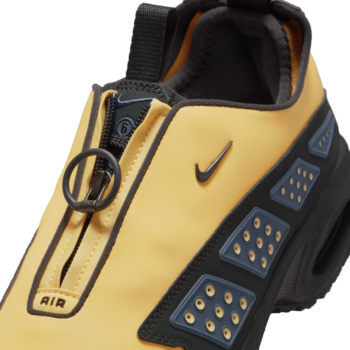 Nike Air Max Sunder Saturn Gold (Women's) | HF1199-700