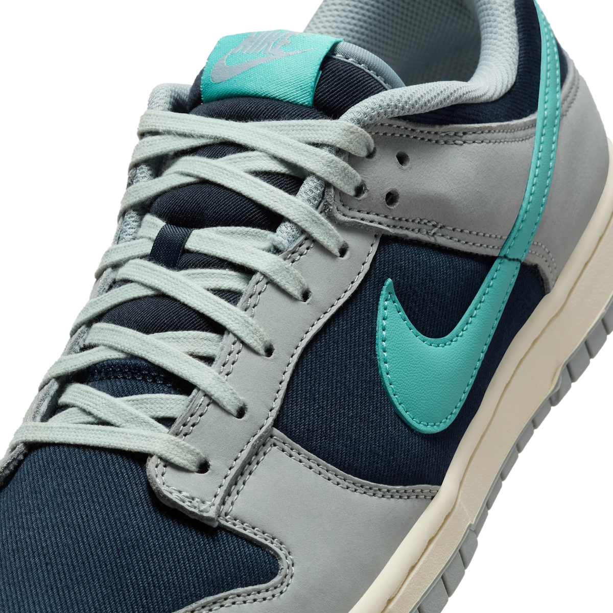 Nike Dunk Low Retro Premium Light Pumice Green Frost