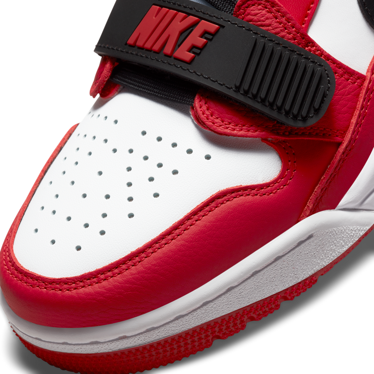 Jordan Legacy 312 Low Chicago Red