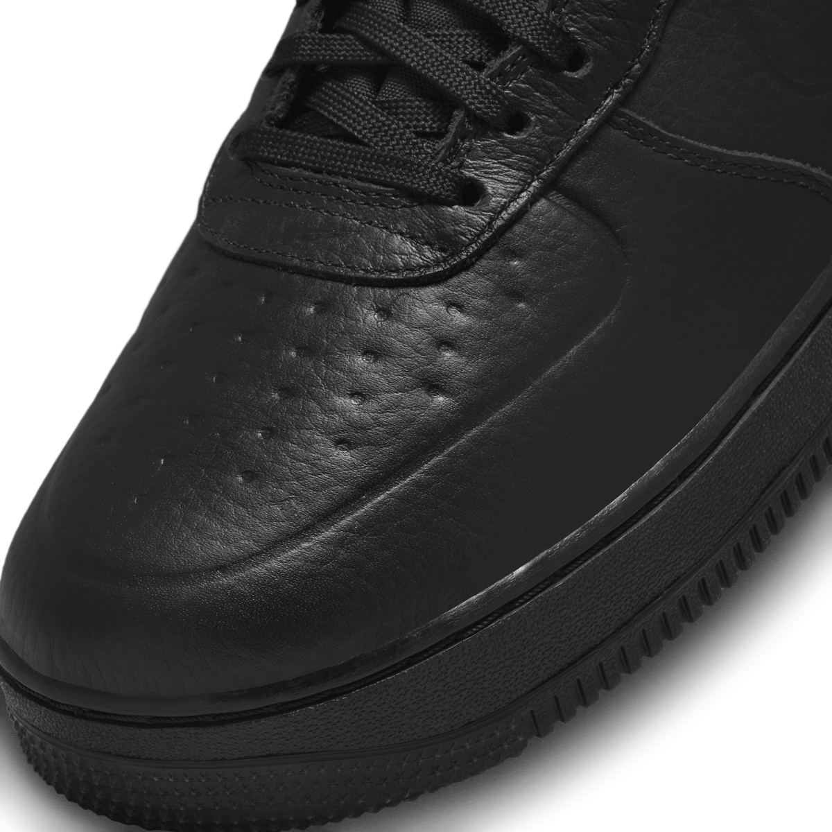 Nike Air Force 1 Low '07 Pro-Tech Waterproof Triple Black