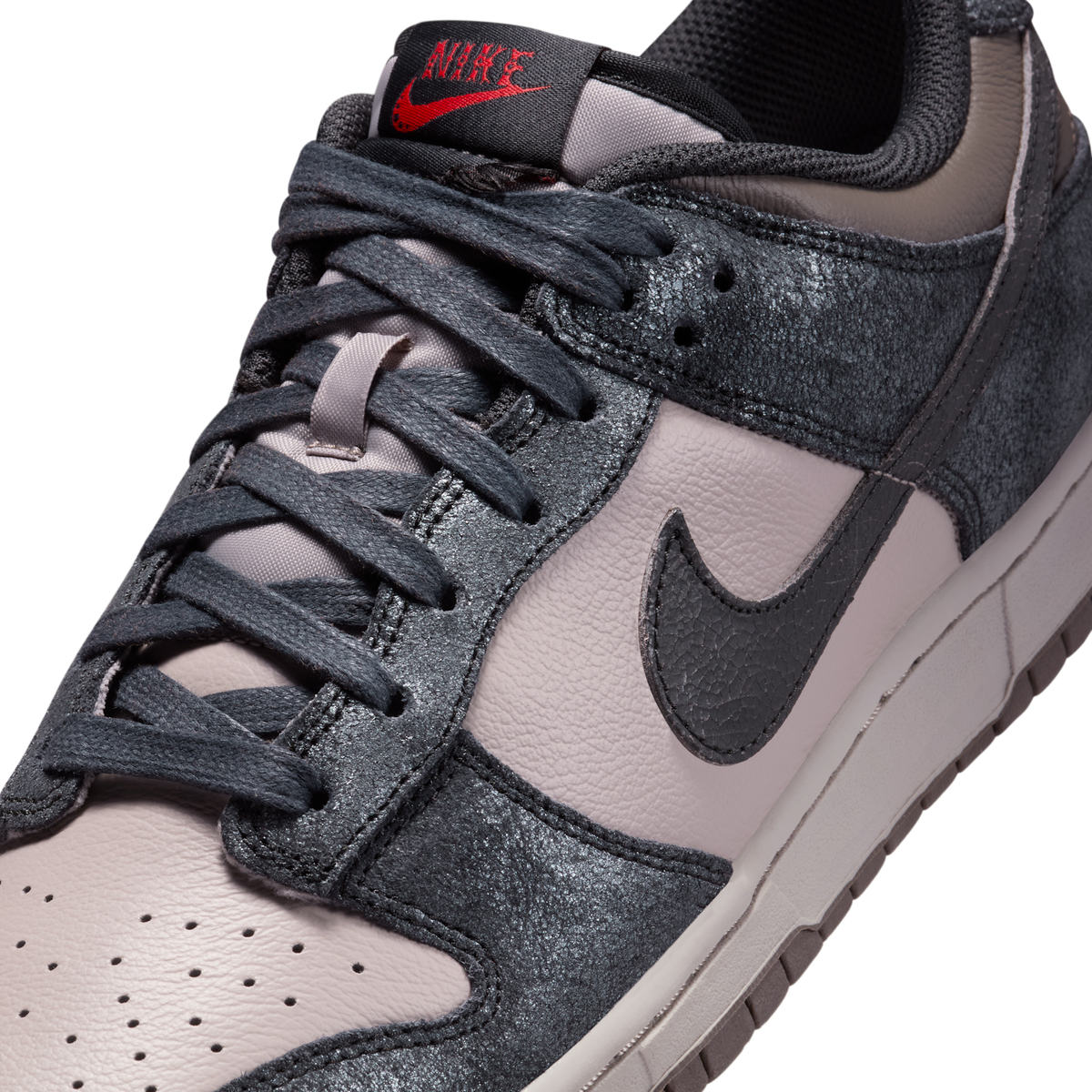 Nike Dunk Low Retro NYC CBGB | IB2258-001