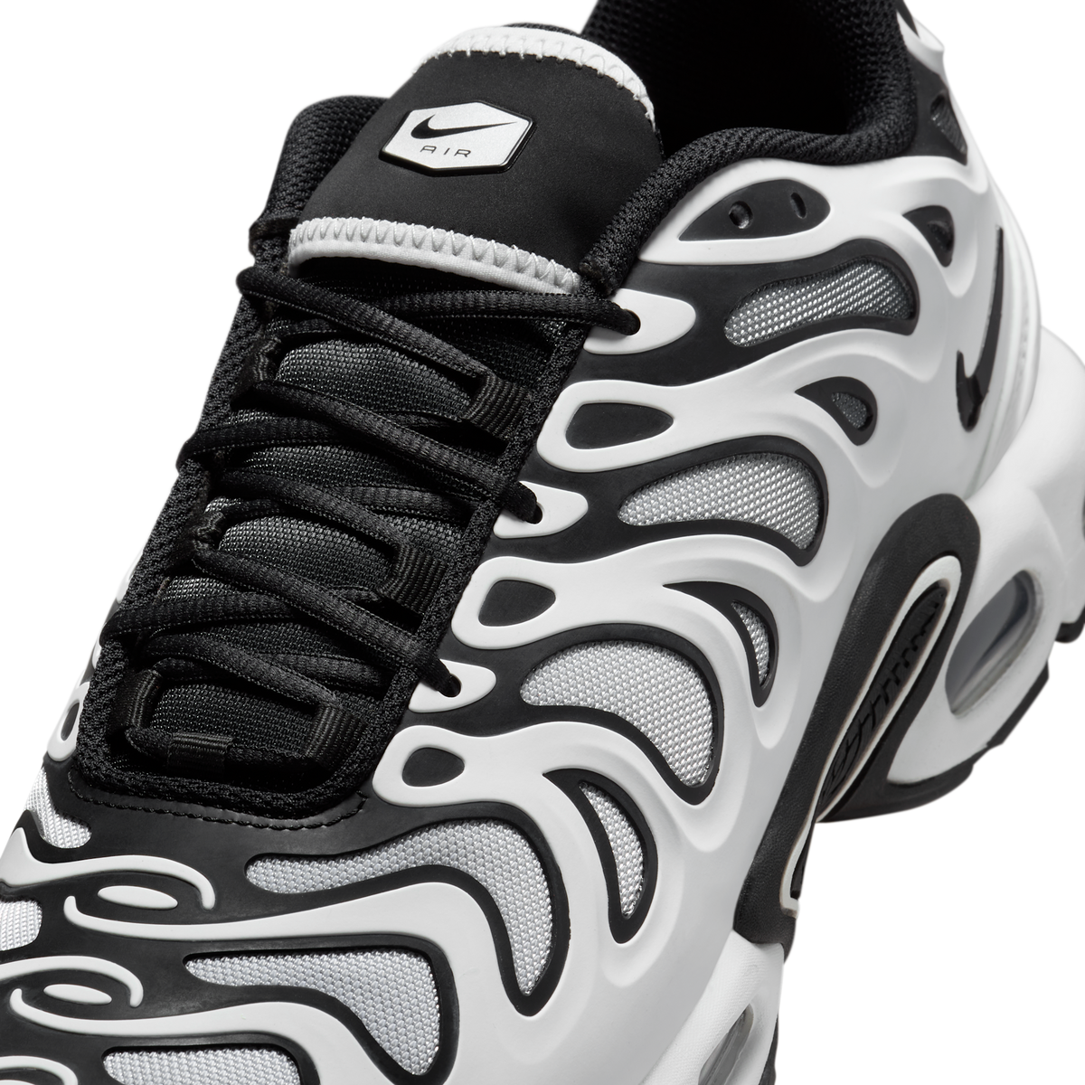 Nike Air Max Plus Drift White Black Metallic Silver