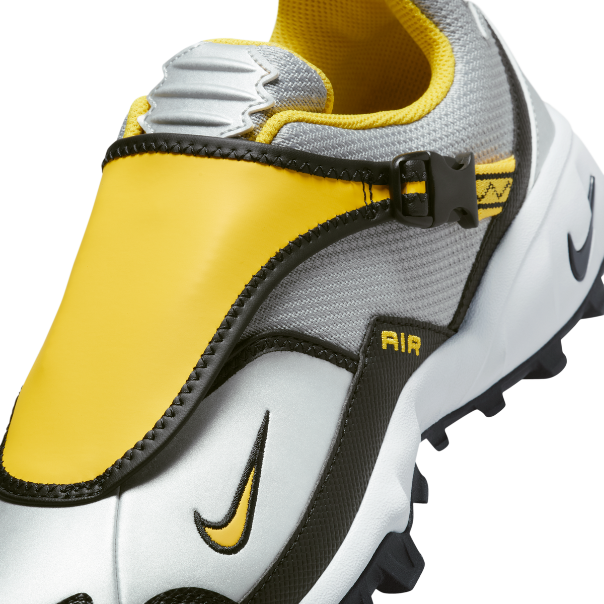 Nike ACG Phassad Yellow Zest Metallic Silver