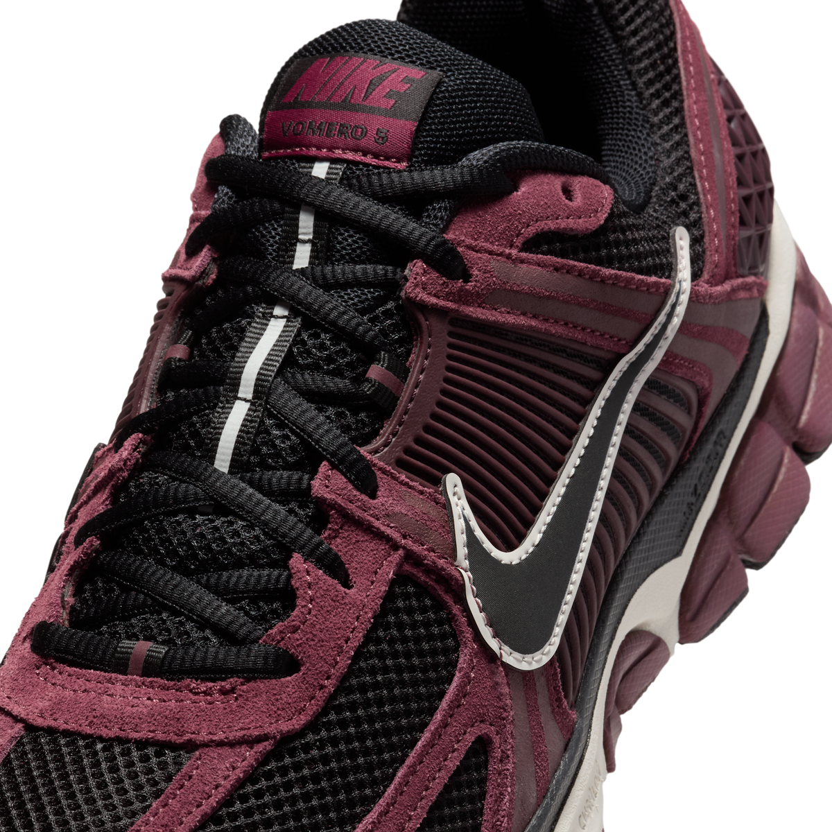 Nike Zoom Vomero 5 Dark Team Red