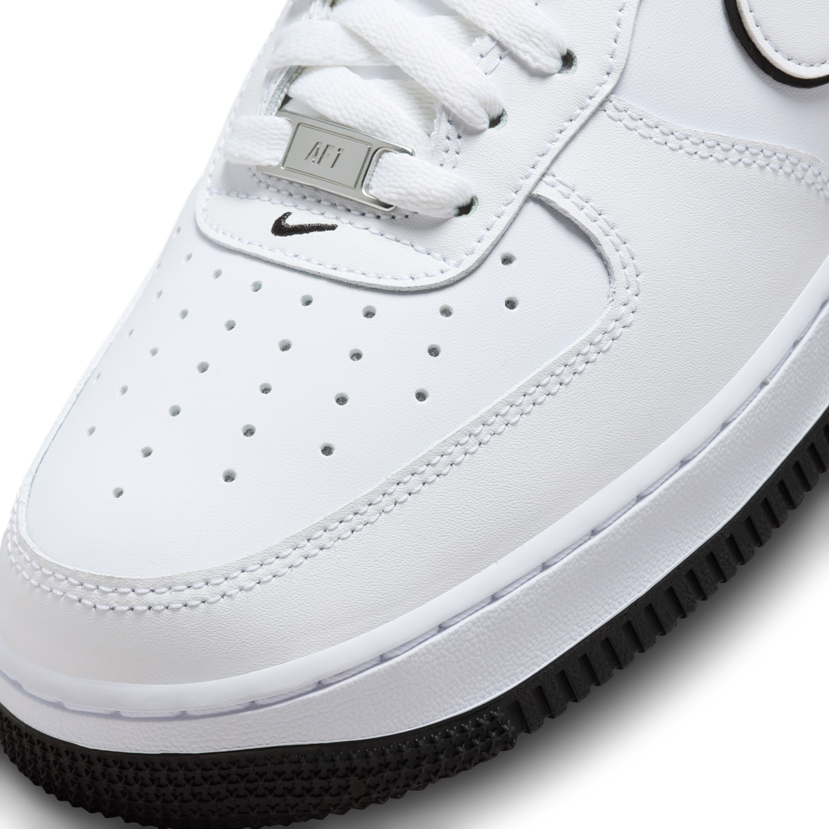 Nike Air Force 1 '07 Low White Black Outline Swoosh