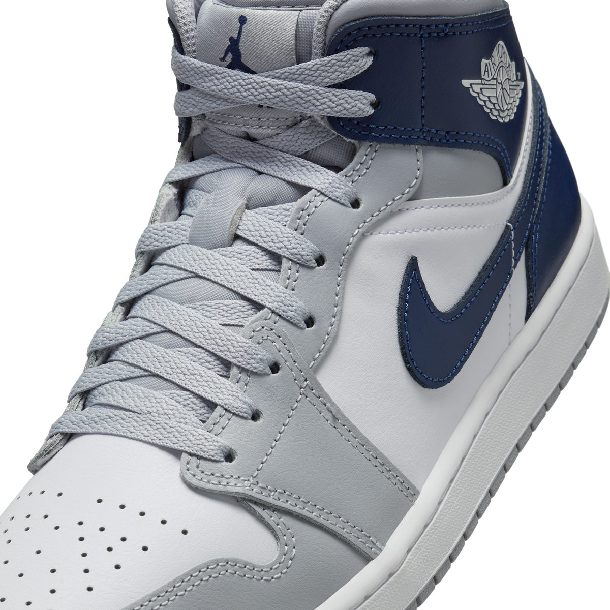 Jordan 1 Mid Wolf Grey Midnight Navy