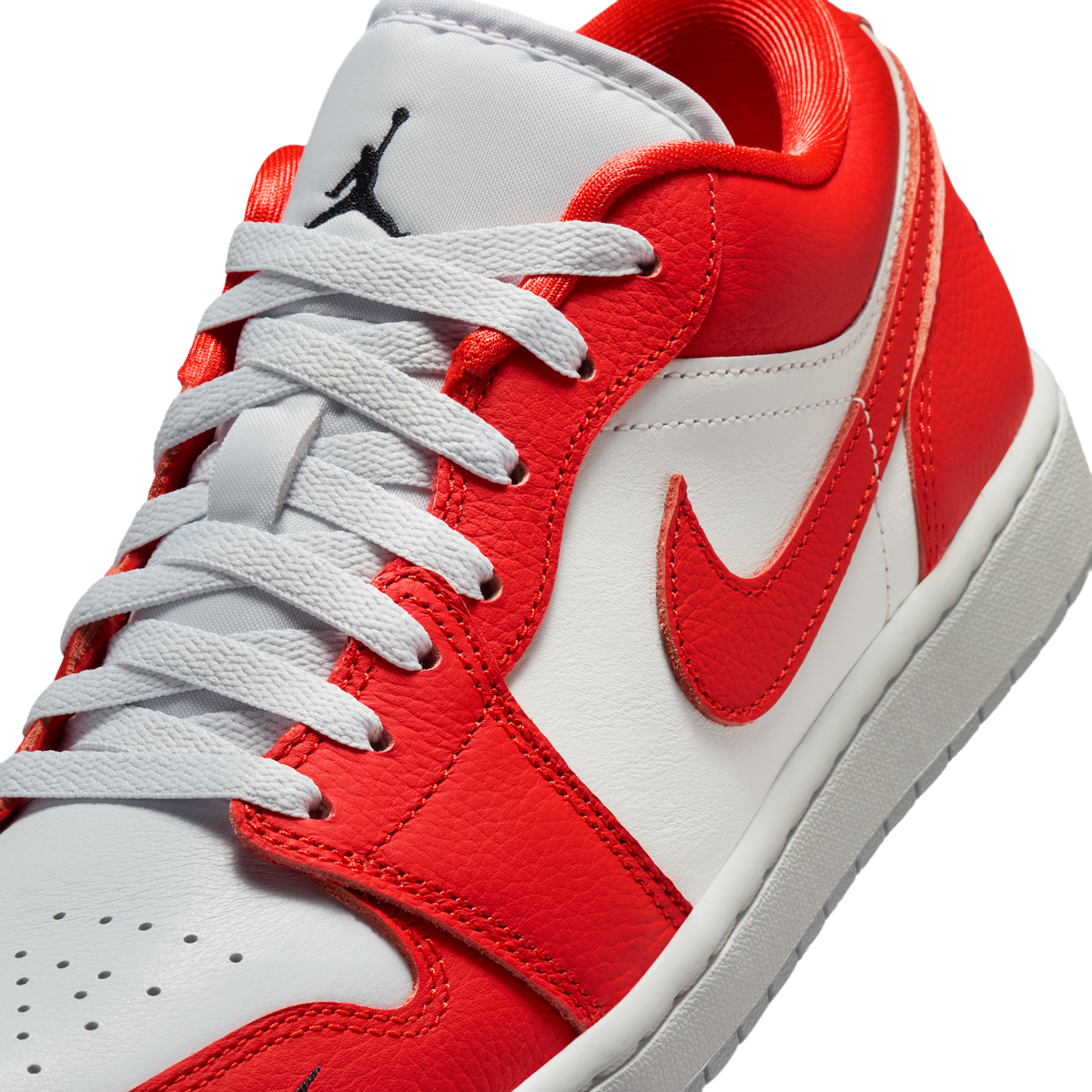 Jordan 1 Low SE Chile Red