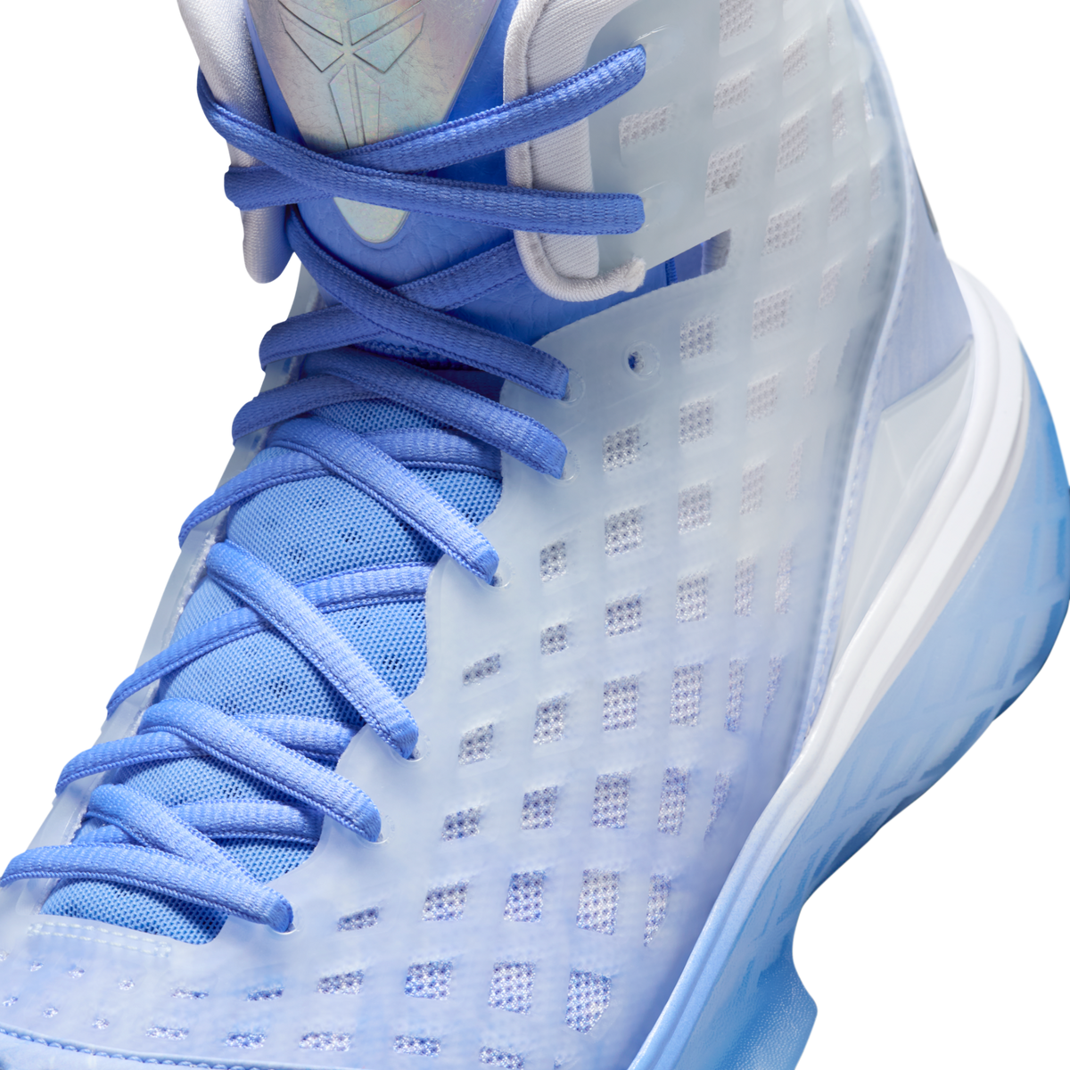 Nike Kobe 3 Protro Christmas | IQ5338-400