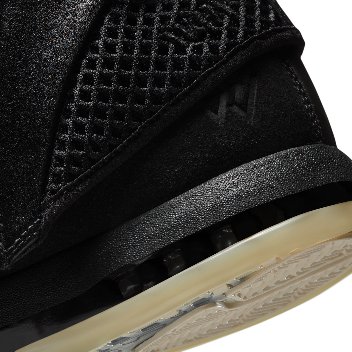 Jordan 16 Retro & Converse Chuck Taylor All-Star 70 Hi Why Not? Pack