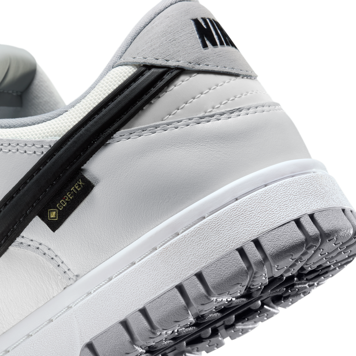 Nike Dunk Low Gore-Tex Summit White Light Smoke Grey | HQ2053-100