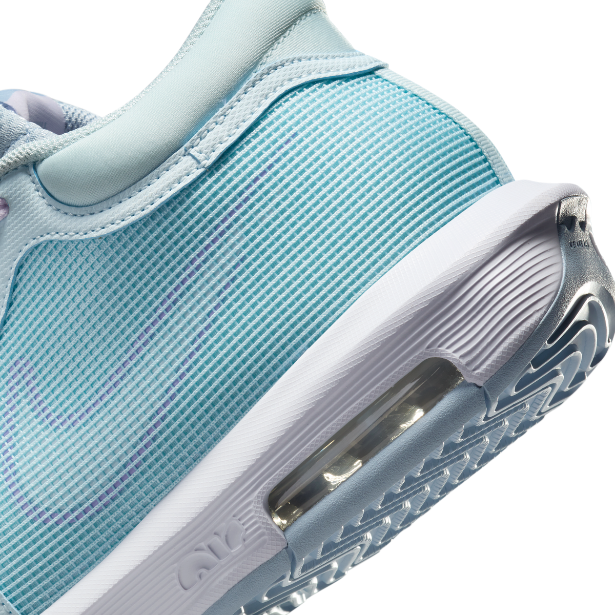 Nike LeBron Witness 8 Easter