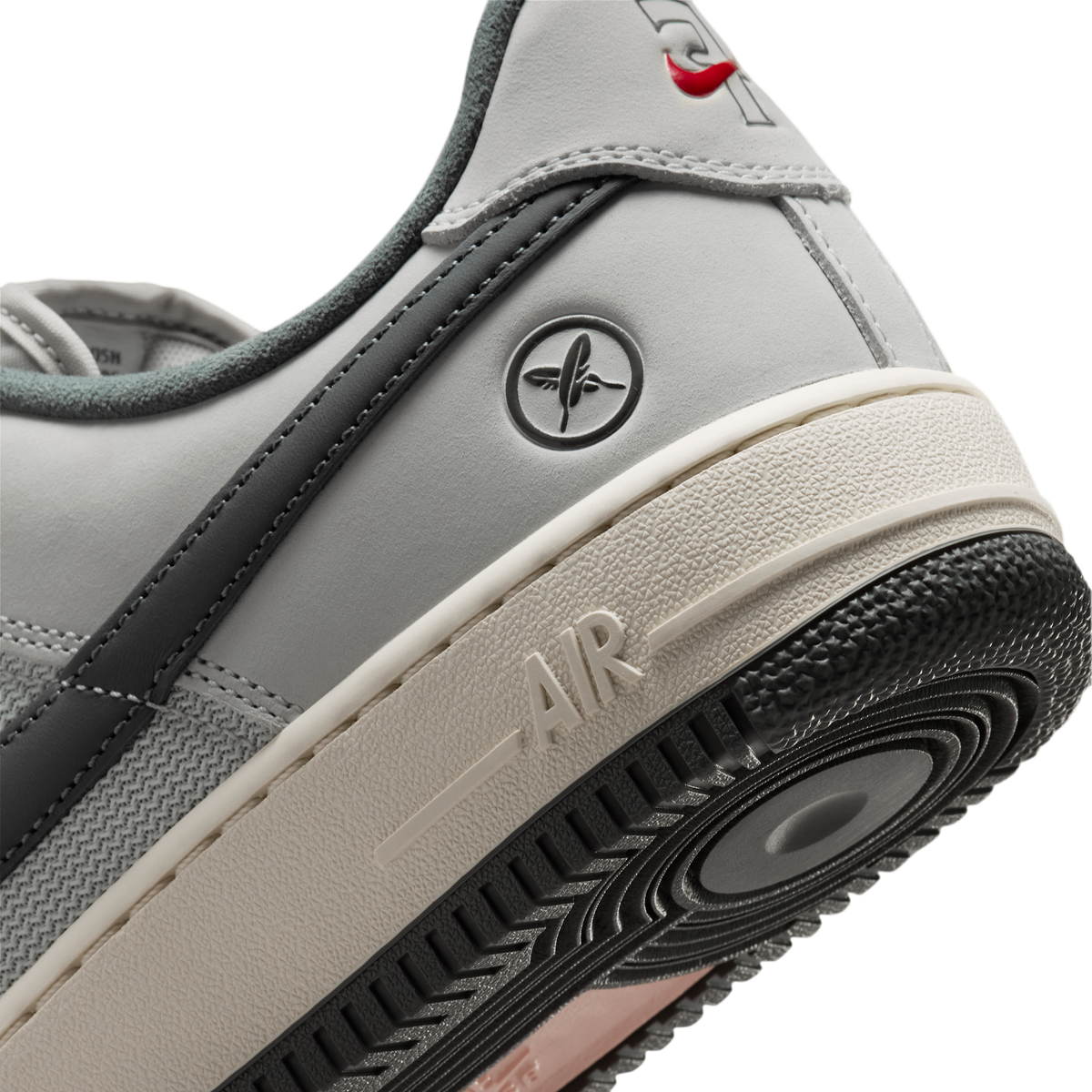 Nike SB Air Force 1 Low Yuto Horigome White Iron Grey