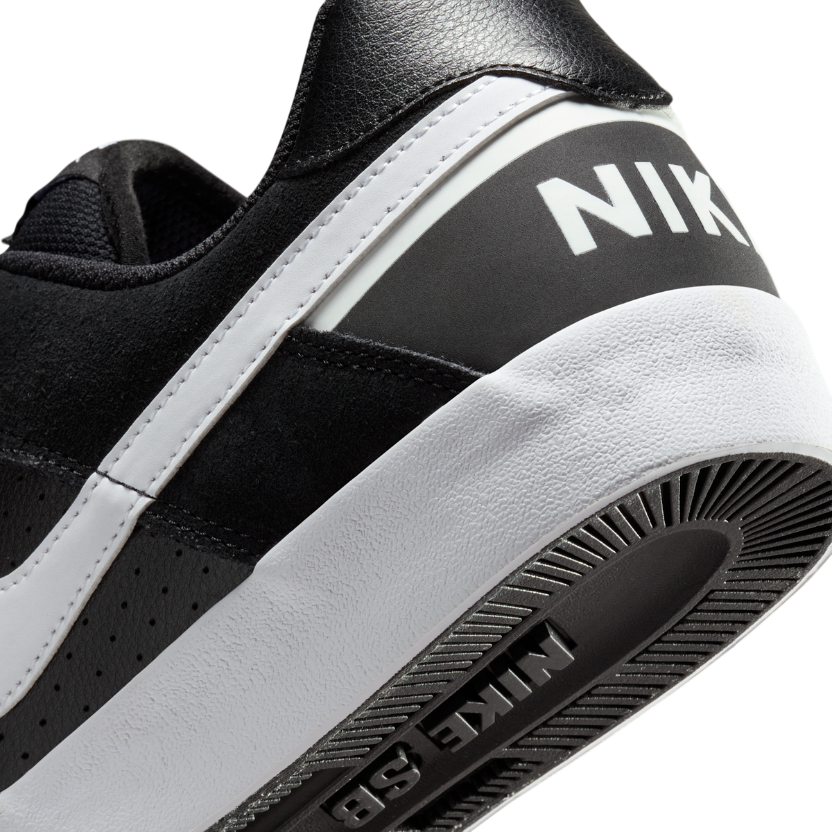 Nike Delta Force Vulc SB Black White