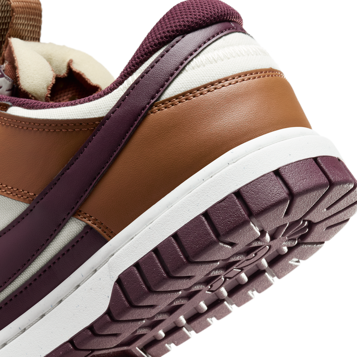 Nike Dunk Low Jumbo Light British Tan | FQ8248-200