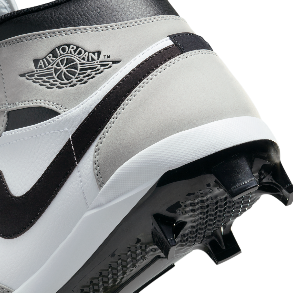 Jordan 1 Retro MCS Light Smoke Grey