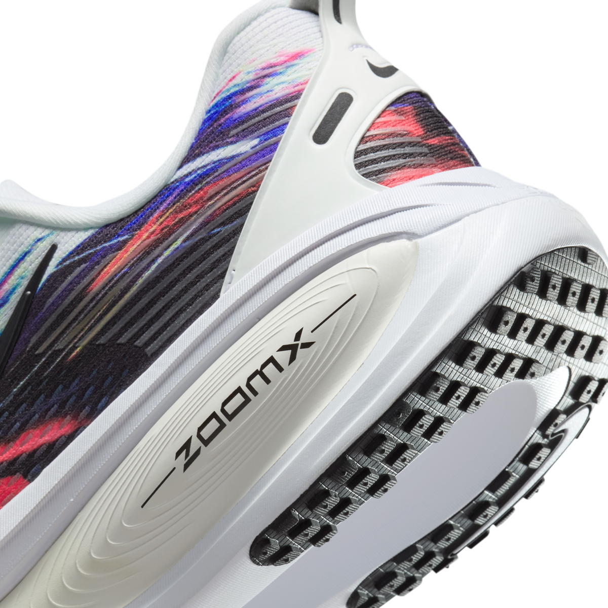 Nike Vomero 18 SE Light Trails