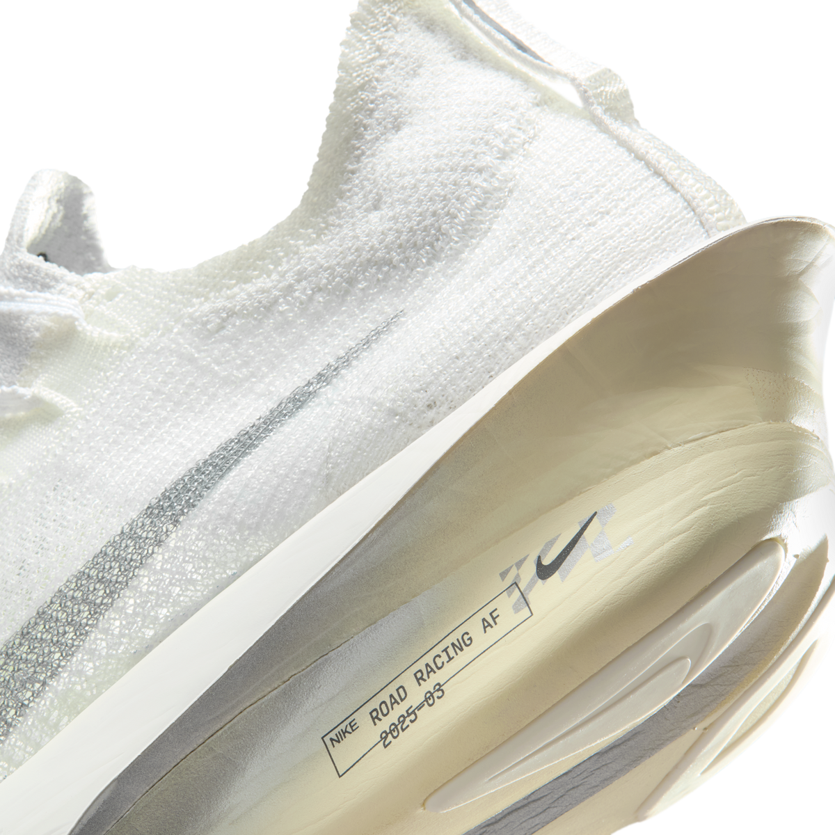 Nike Air Zoom Alphafly Next% 3 Running is Mental | IQ0309-094