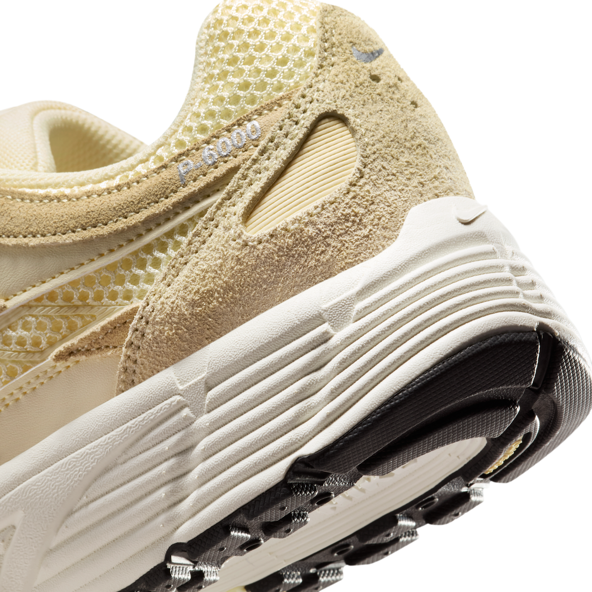 Nike P-6000 SE Alabaster Sail