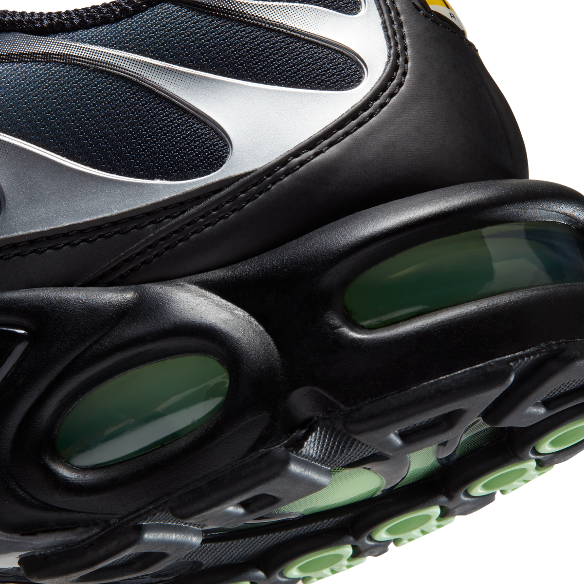 Nike Air Max Plus Black Particle Grey Vapour Green | CZ7552-001