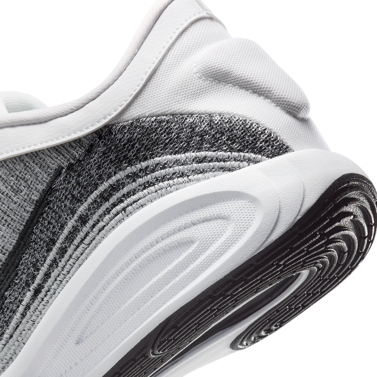 Nike GT Hustle Academy White Black | FJ7791-102