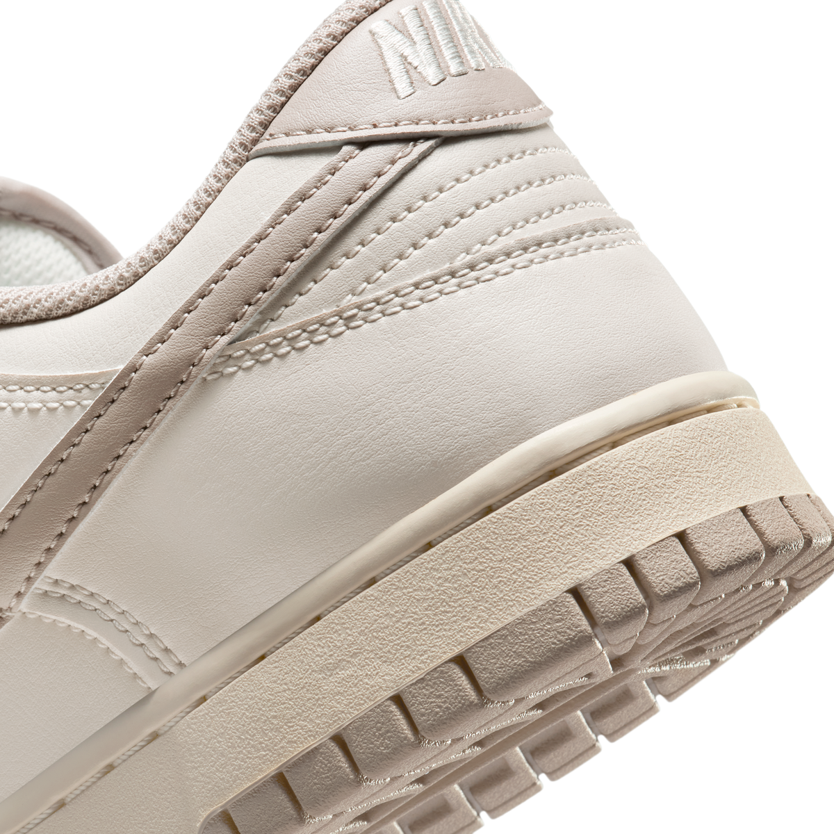 Nike Dunk Low Retro Soft Pearl Cream