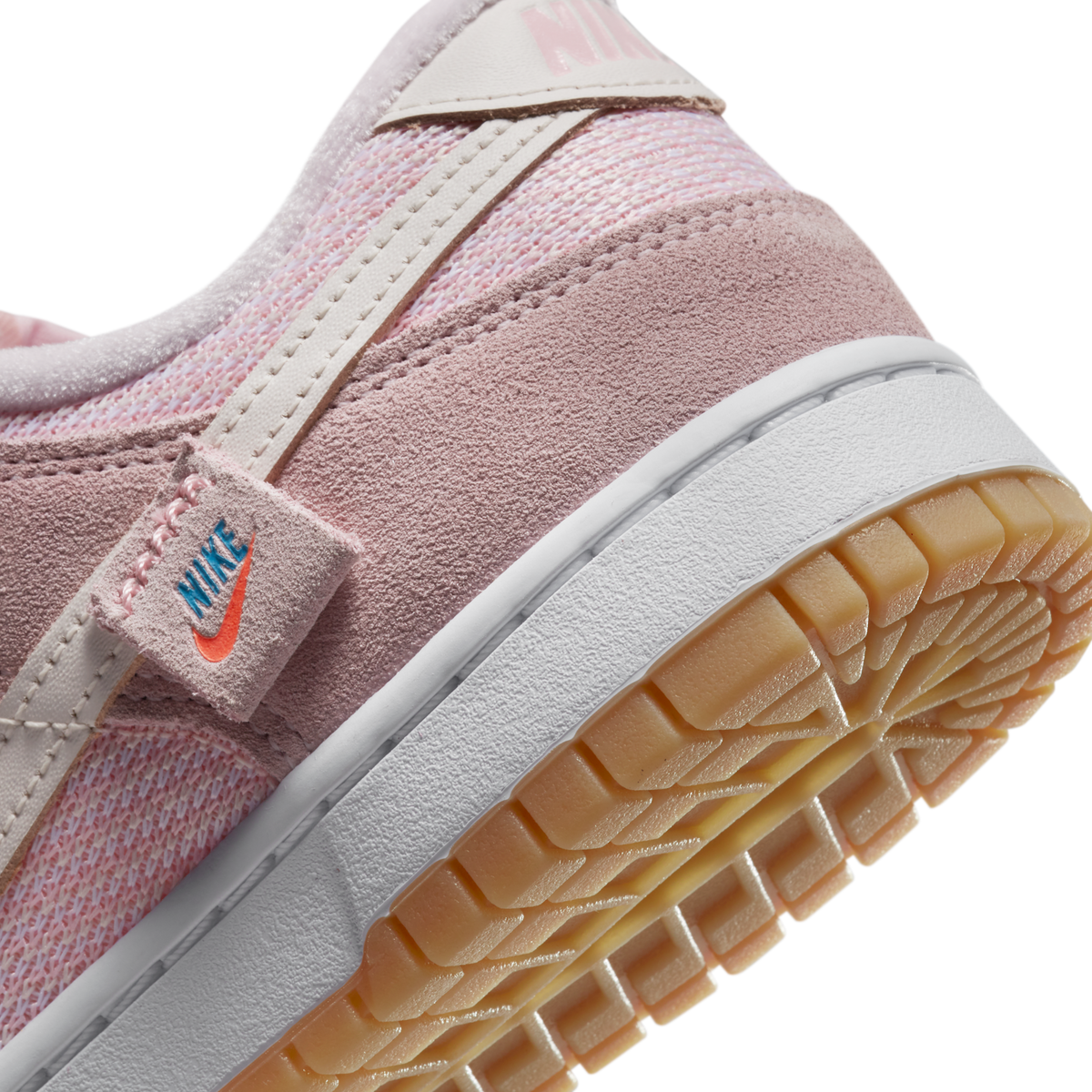Nike Dunk Low Teddy Bear (Women's) | DZ5318-640