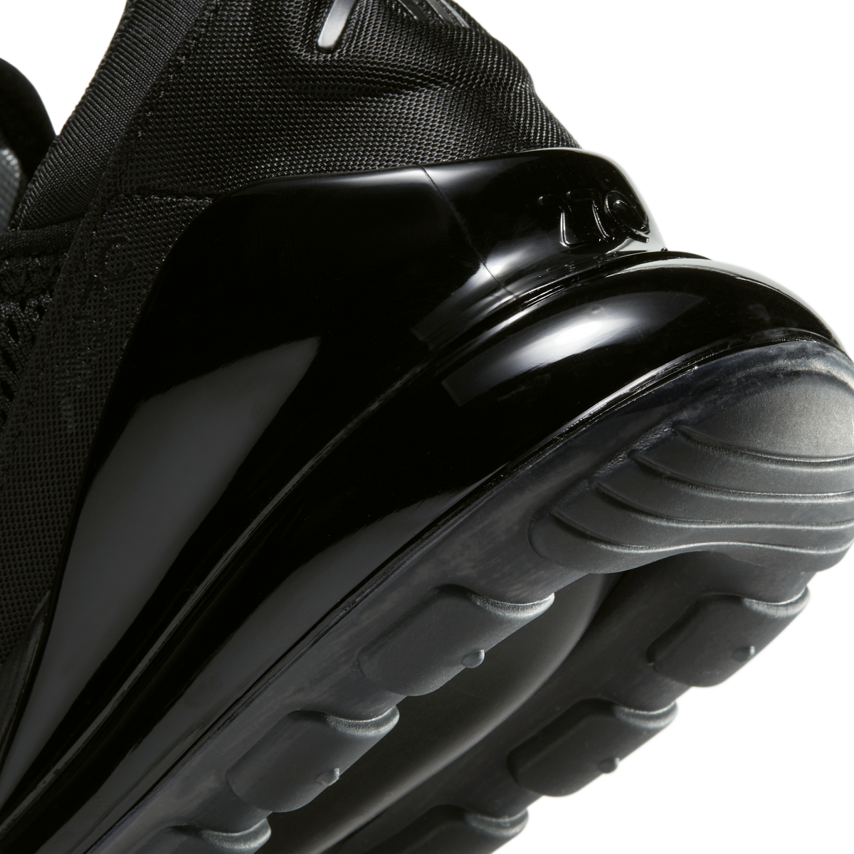 Nike Air Max 270 Triple Black