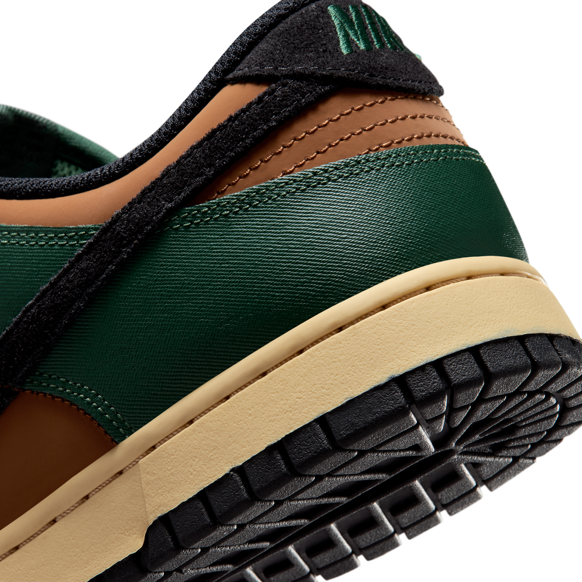 Nike Dunk Low Retro Beef and Broccoli