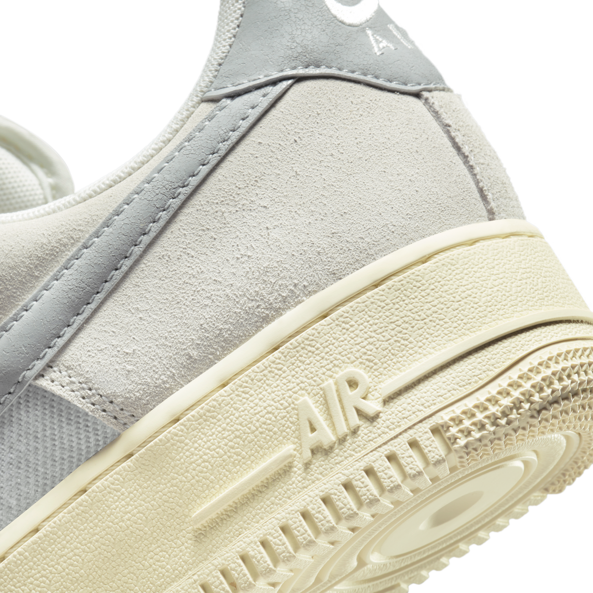 Nike Air Force 1 Low '07 LV8 Vintage Certified Fresh Photon Dust Sail
