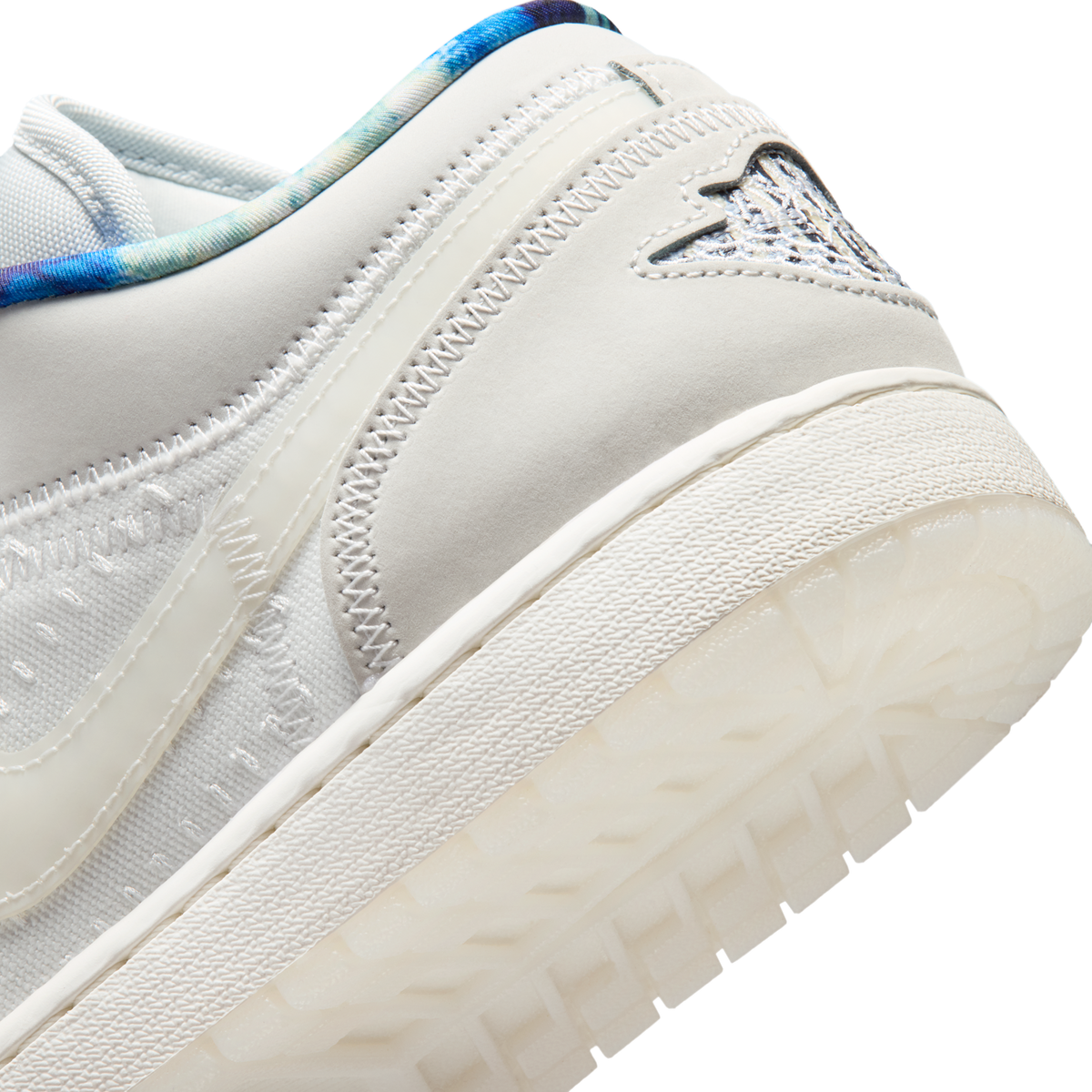 Jordan 1 Low SE Summit White Sail