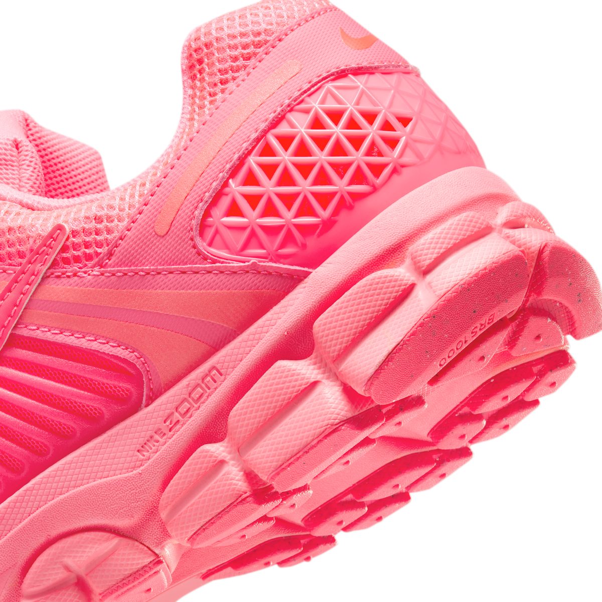 Nike Zoom Vomero 5 Hot Punch