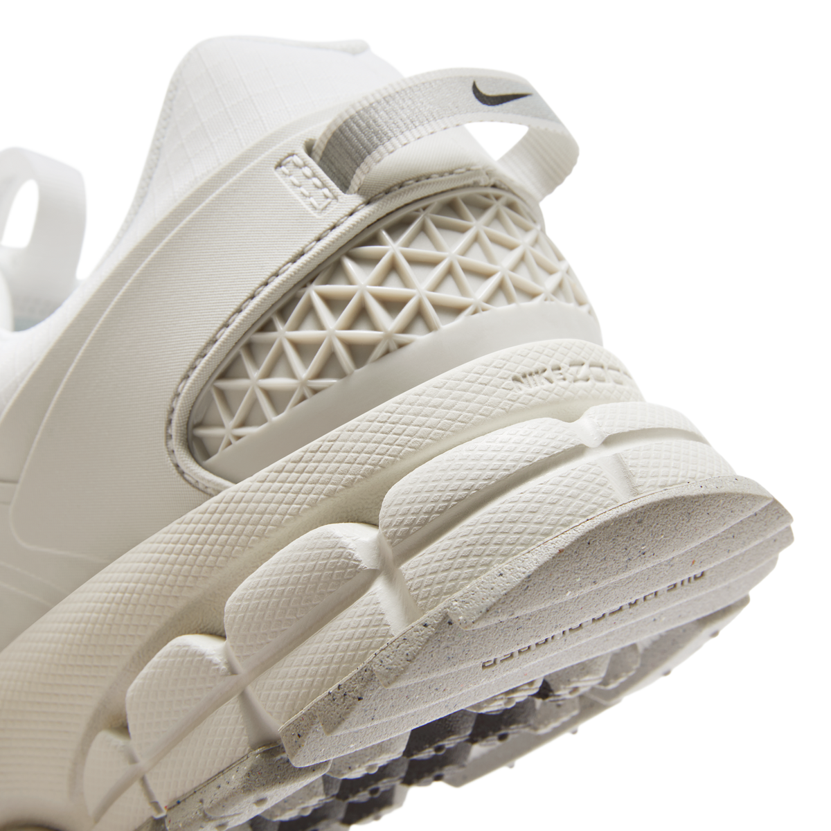 Nike Zoom Vomero Roam Summit White Light Bone Light Iron Ore | HV5951-100