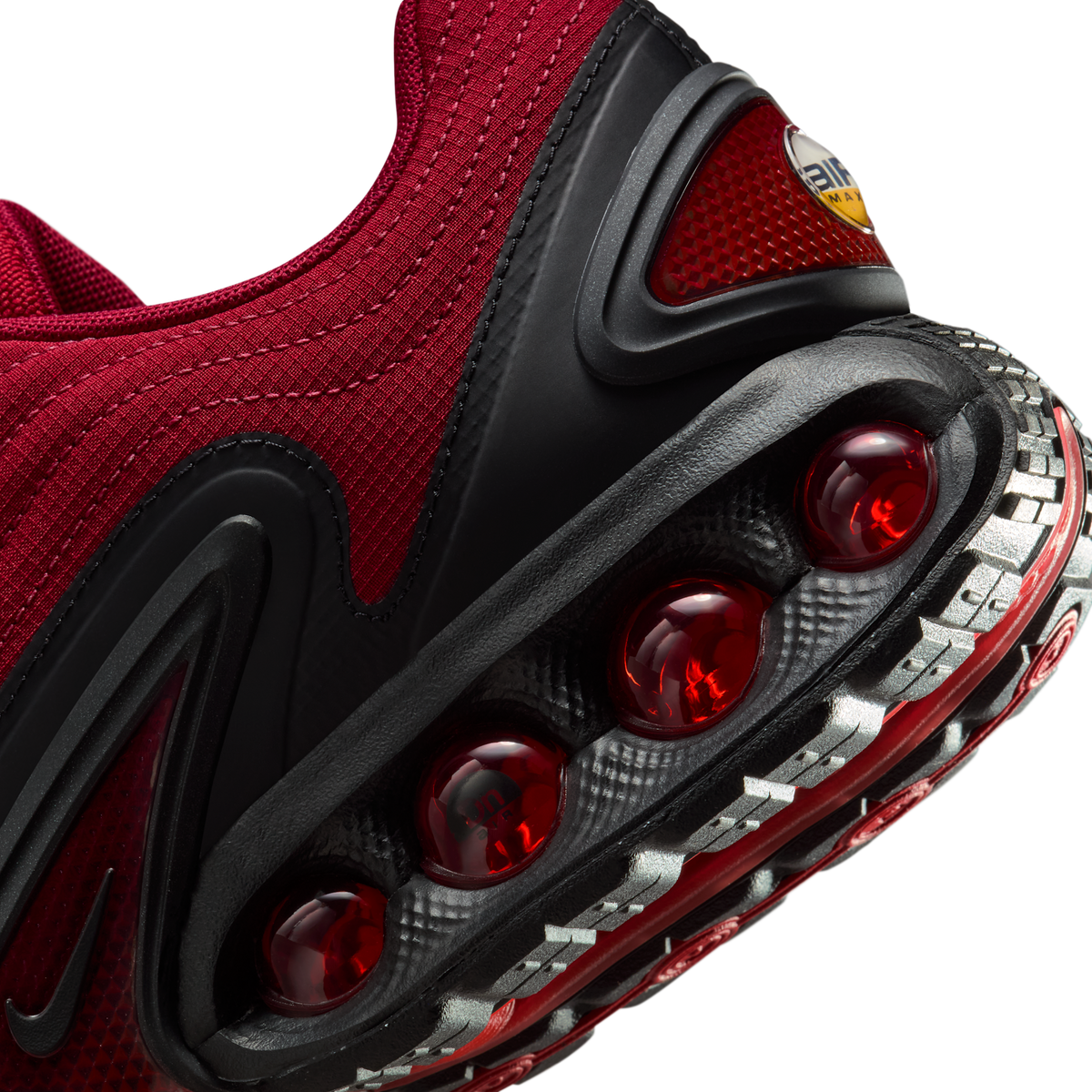 Nike Air Max Dn Winterized Noble Red Black