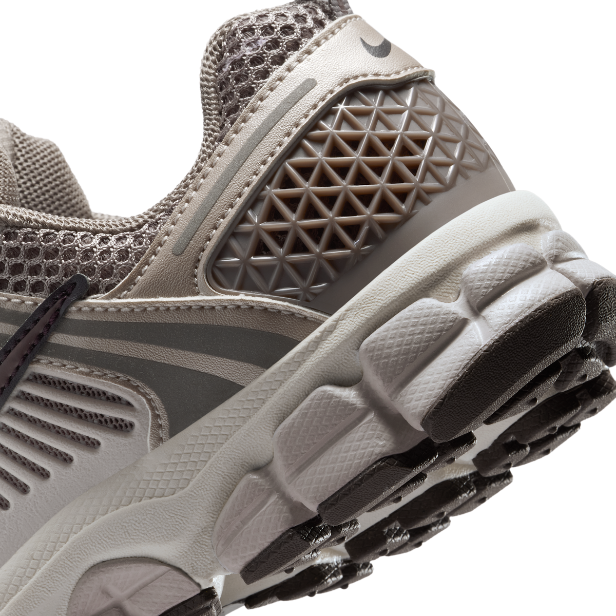 Nike Vomero 5 Taupe Haze Silt Red Tattoo (GS)