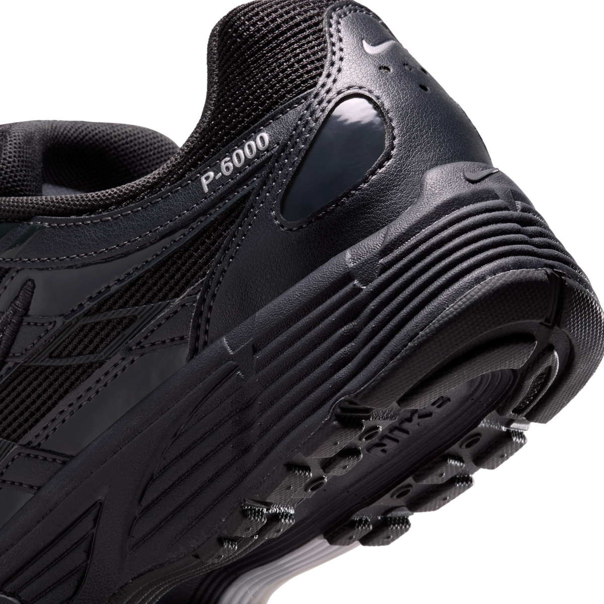 Nike P-6000 Off Noir Silver (Women's)
