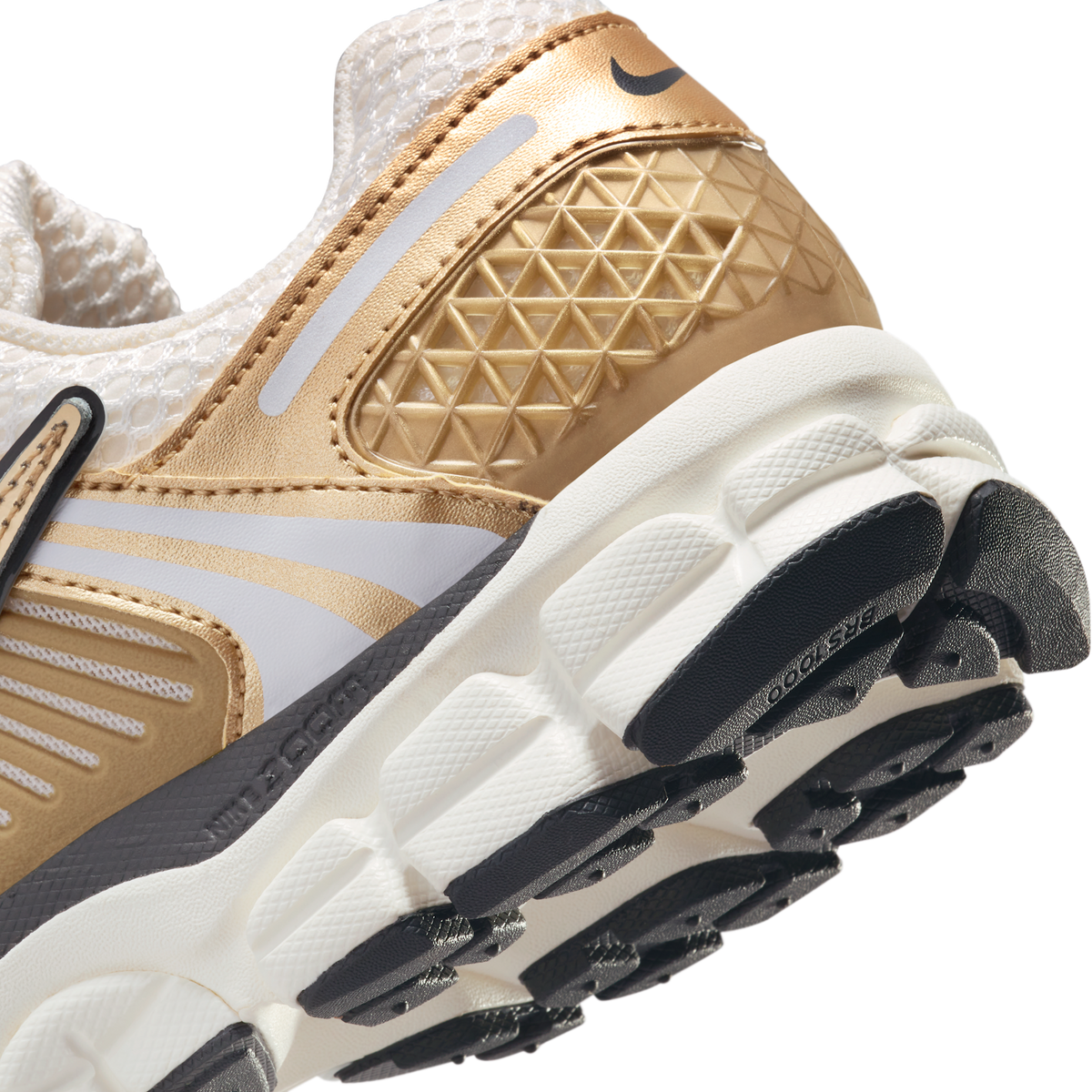 Nike Zoom Vomero 5 Metallic Gold (Women's)