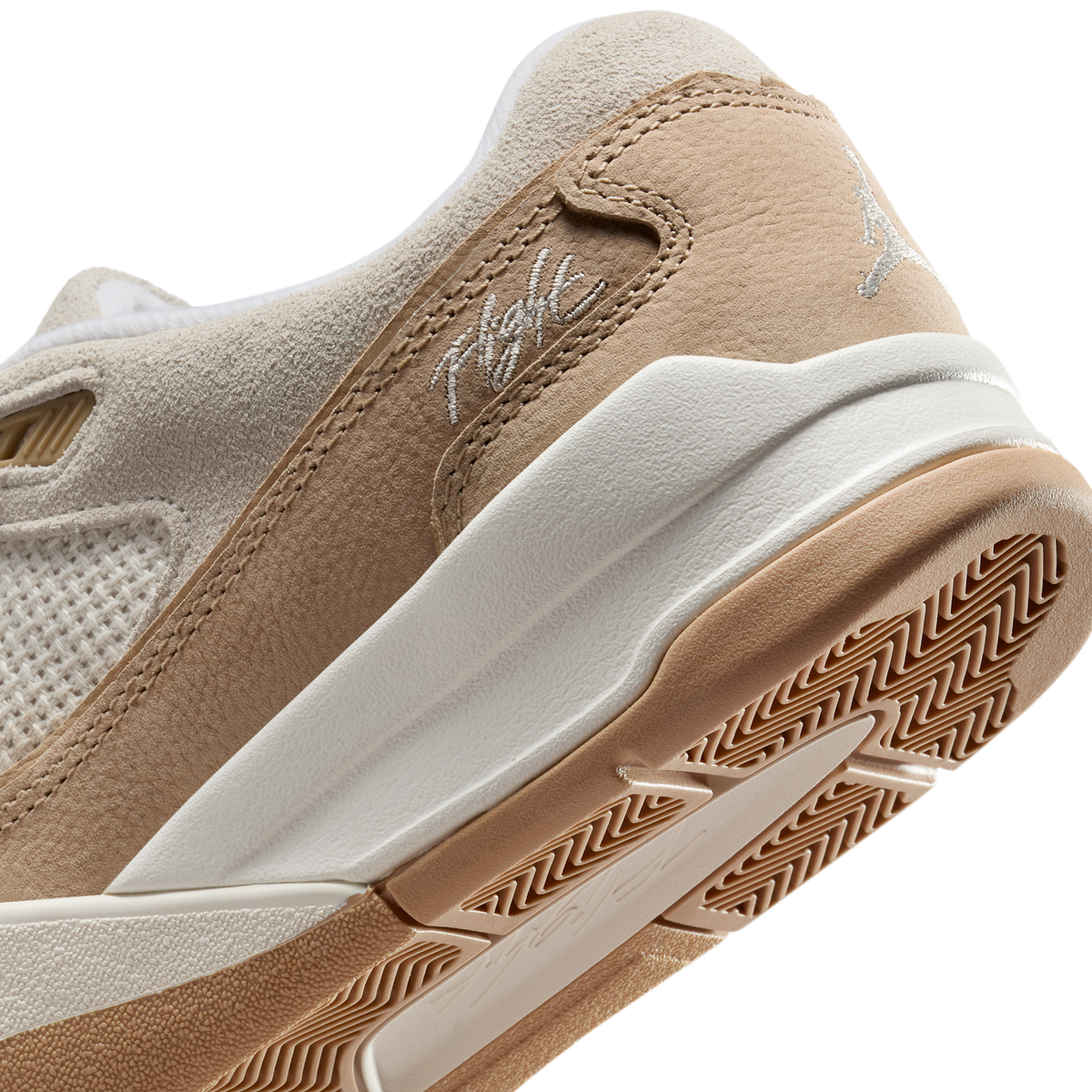 Jordan Flight Court SE Light Orewood Brown Sail (Women's)