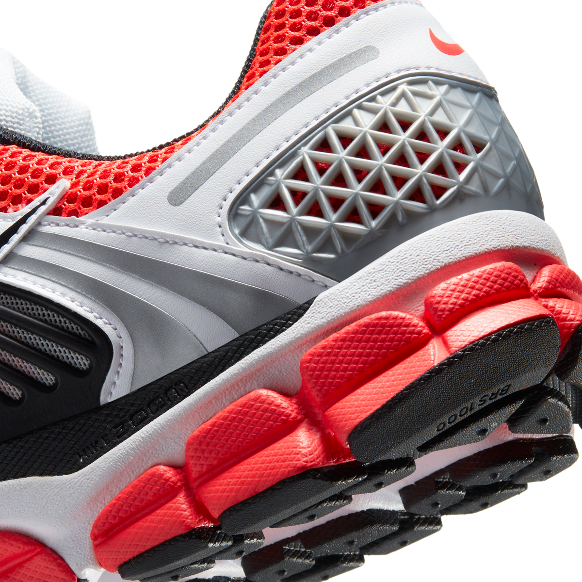 Nike Zoom Vomero 5 Bright Crimson