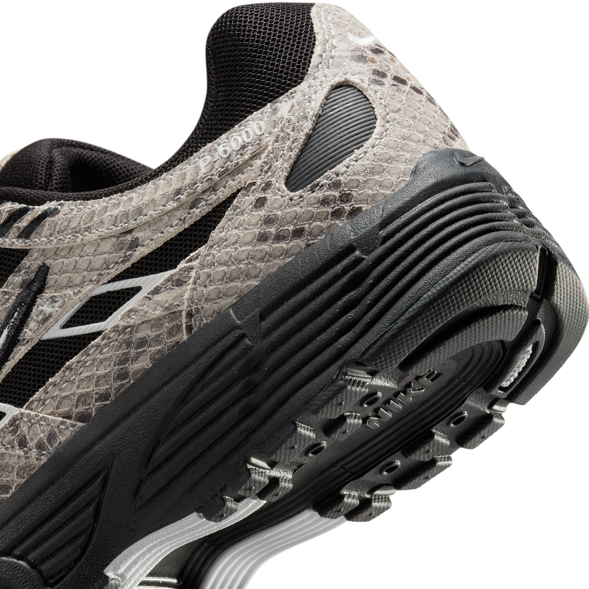 Nike P-6000 SE Snakeskin (Women's)