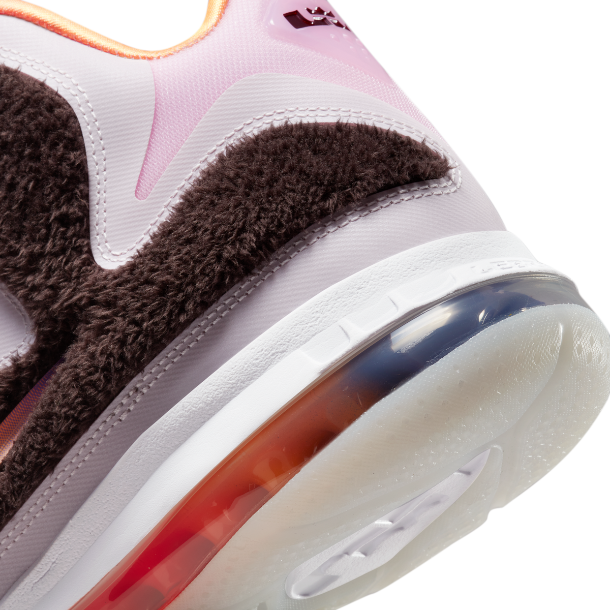 Nike LeBron 9 King of LA (2022)
