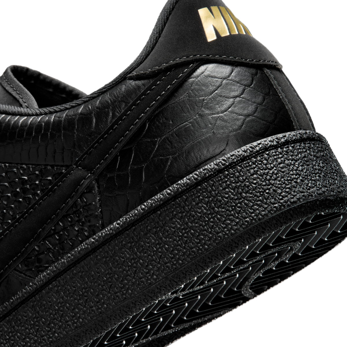 Nike Tennis Classic CS PRM WTCH BND Black | IQ5786-001