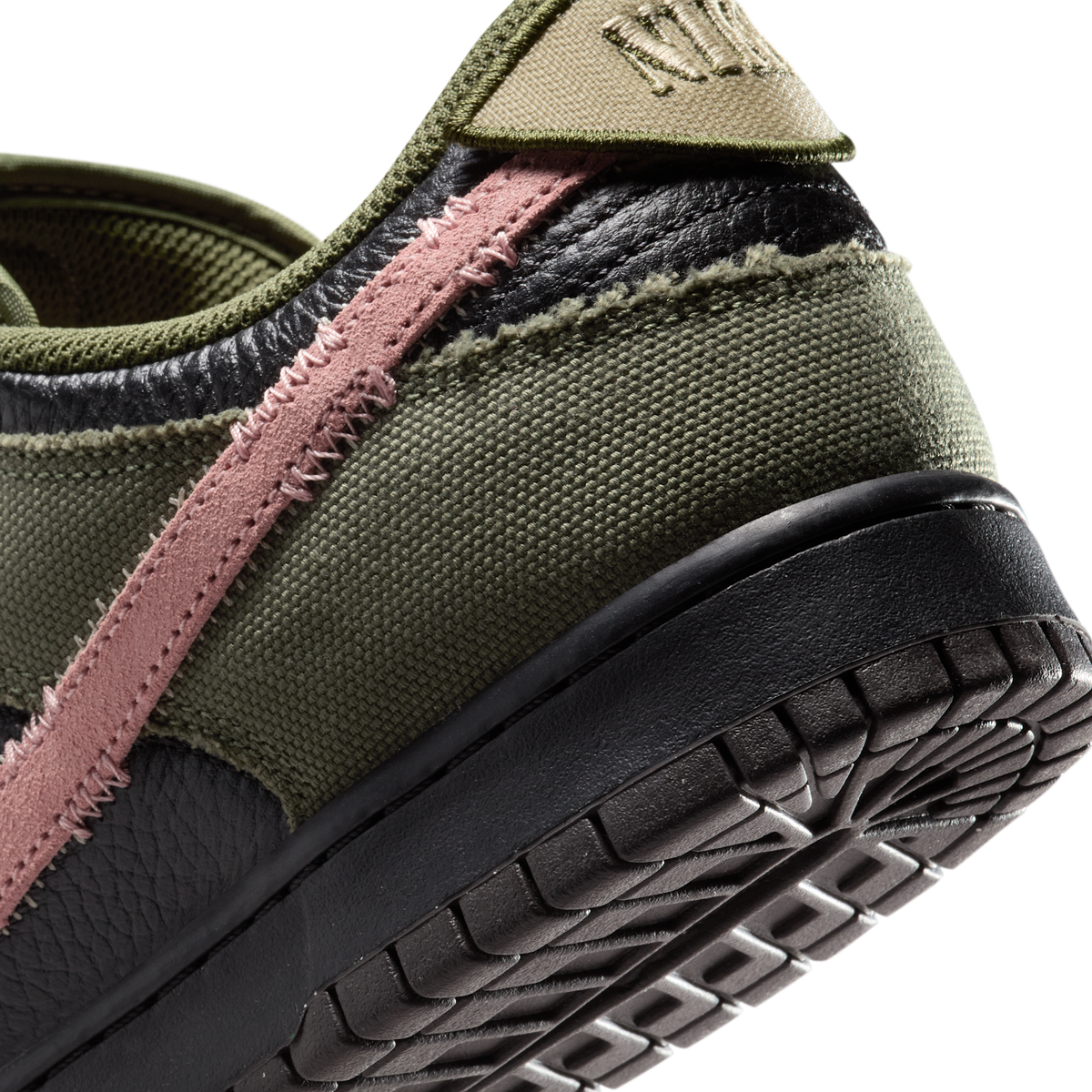 Nike Dunk Low Dunks Not Dead | IB2256-300