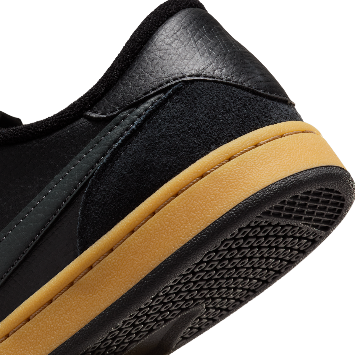 Nike SB FC Classic Black Anthracite Gum