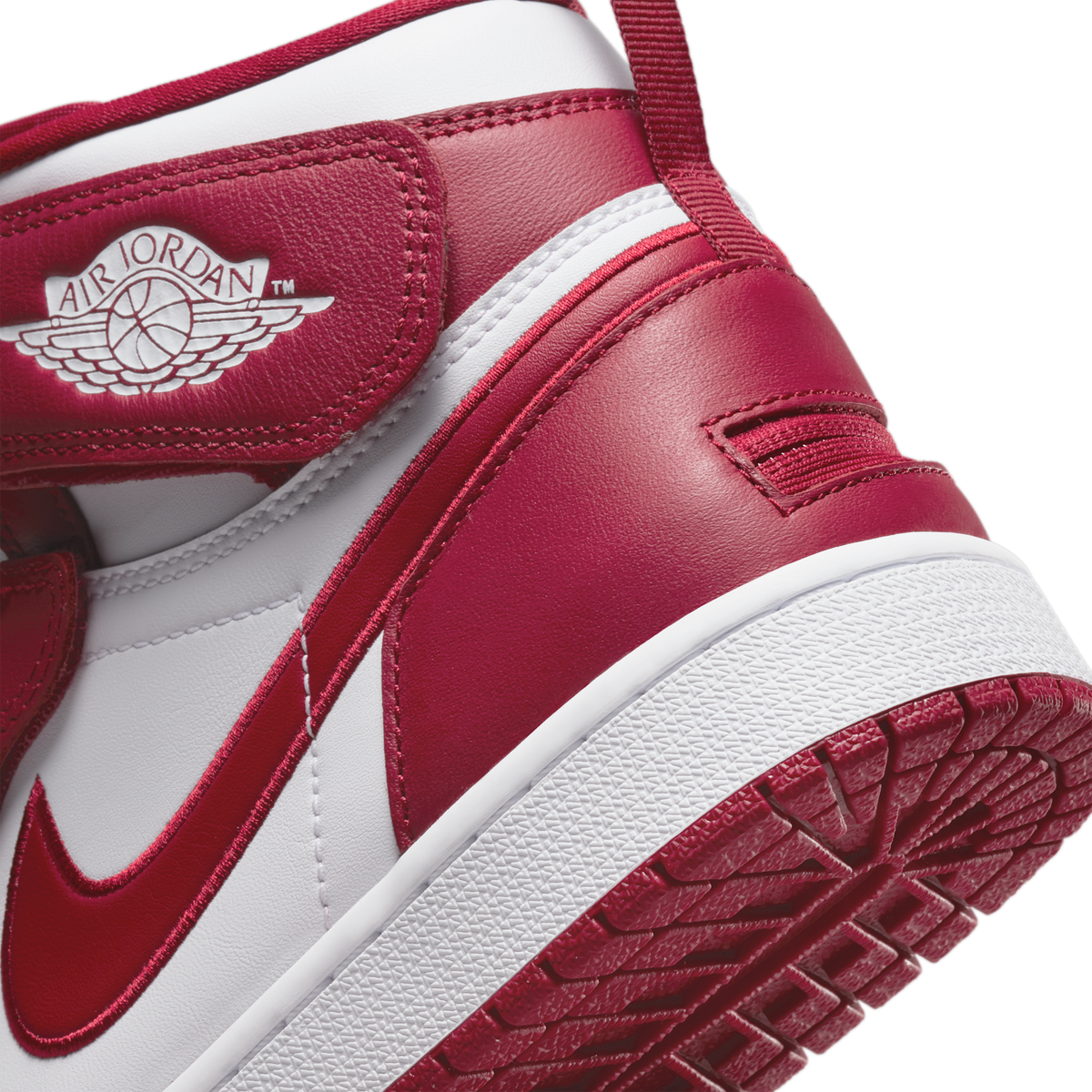 Jordan 1 High FlyEase White Cardinal Red