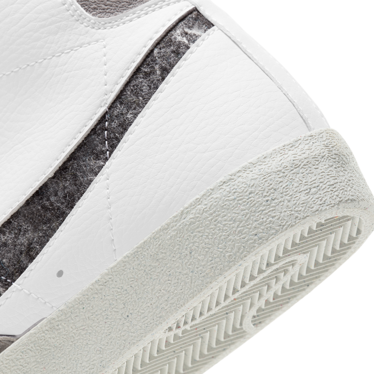 Nike Blazer Mid 77 Vintage Recycled Wool | CW6726-100