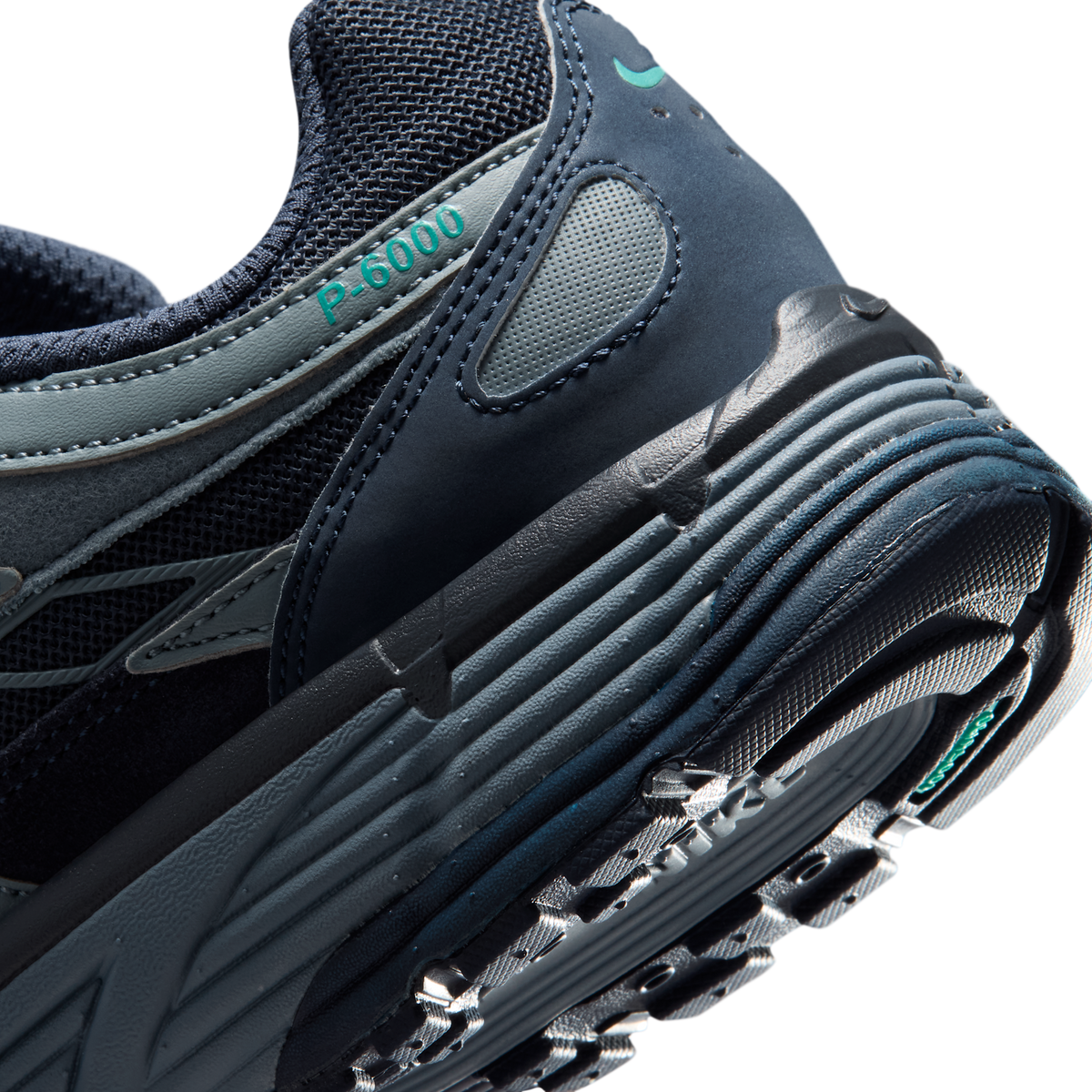 Nike P-6000 Winterized Thunder Blue Graphite Clear Jade