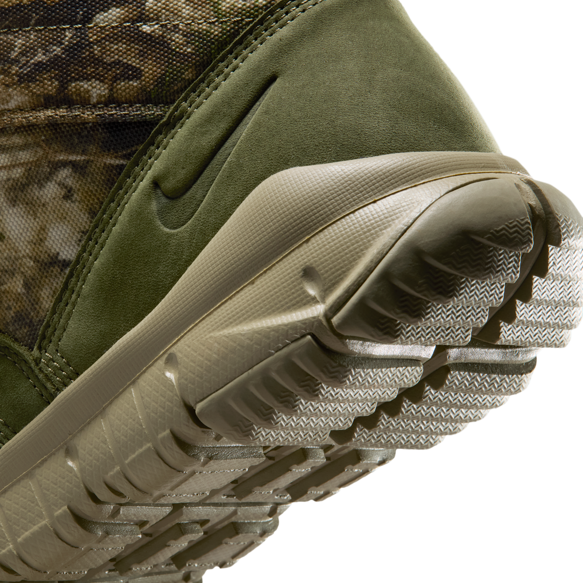 Nike SFB 6 Inch NSW Leather Rough Green | 862507-302